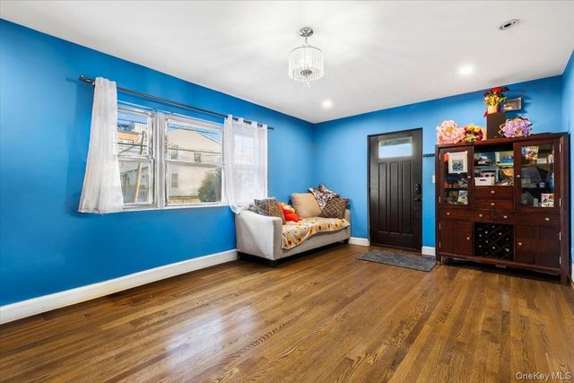 139 Waverly Avenue, Mamaroneck, NY 10543