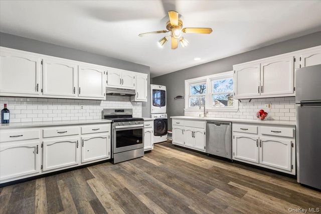 139 Waverly Avenue, Mamaroneck, NY 10543