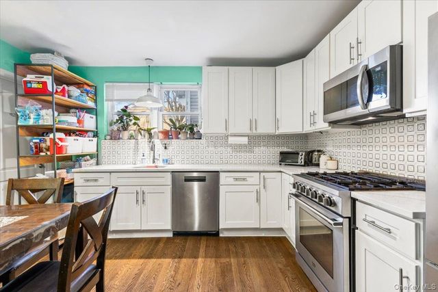 139 Waverly Avenue, Mamaroneck, NY 10543