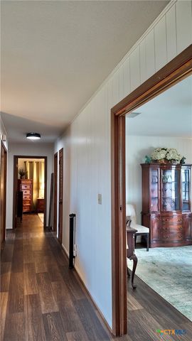 6603 US Highway 90a W, Shiner, TX 77984