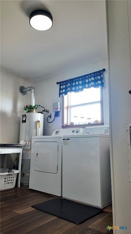 6603 US Highway 90a W, Shiner, TX 77984