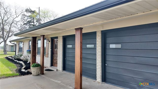 6603 US Highway 90a W, Shiner, TX 77984