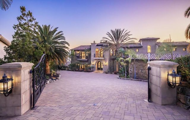 2647 Marmol Ct, Carlsbad, CA 92009