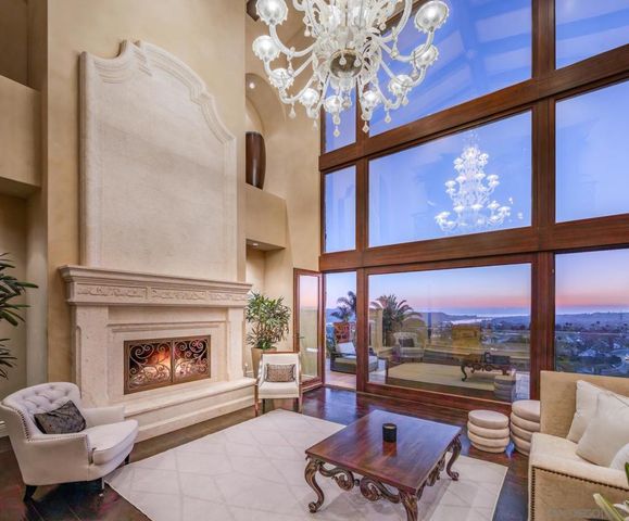 2647 Marmol Ct, Carlsbad, CA 92009