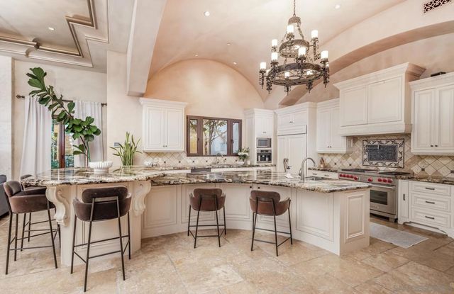 2647 Marmol Ct, Carlsbad, CA 92009