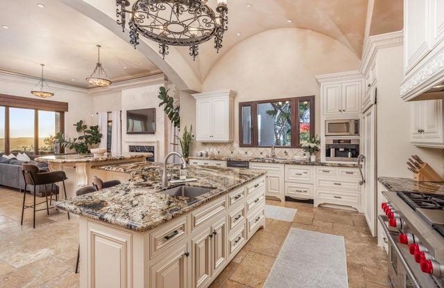 2647 Marmol Ct, Carlsbad, CA 92009