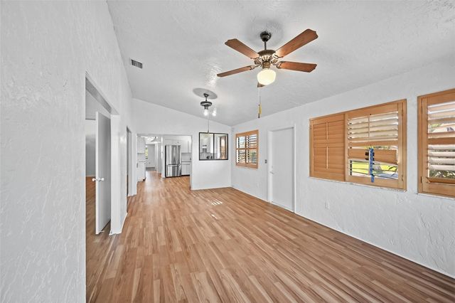 2495 NW 14th Street, Delray Beach, FL 33445