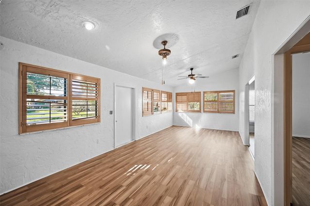 2495 NW 14th Street, Delray Beach, FL 33445