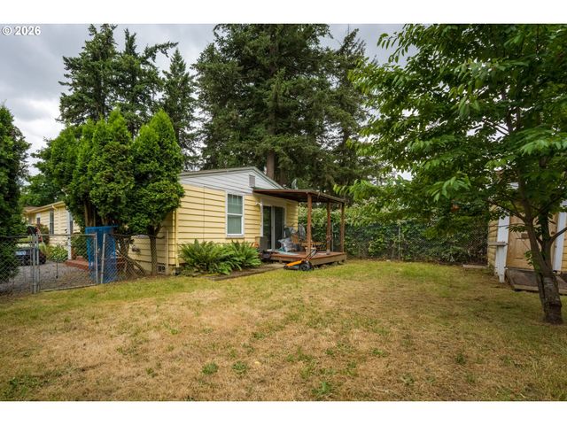 18427 Se YAMHILL St, Portland, OR 97233