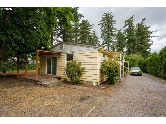 18427 Se YAMHILL St, Portland, OR 97233