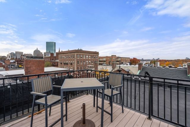 123 Charles St 3, Boston, MA 02114