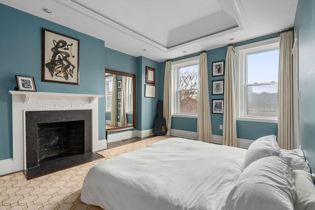 123 Charles St 3, Boston, MA 02114