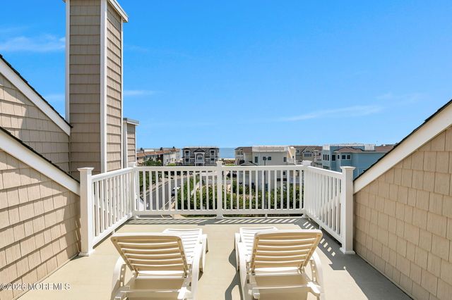 1266 Ocean Avenue 19, Sea Bright, NJ 07760
