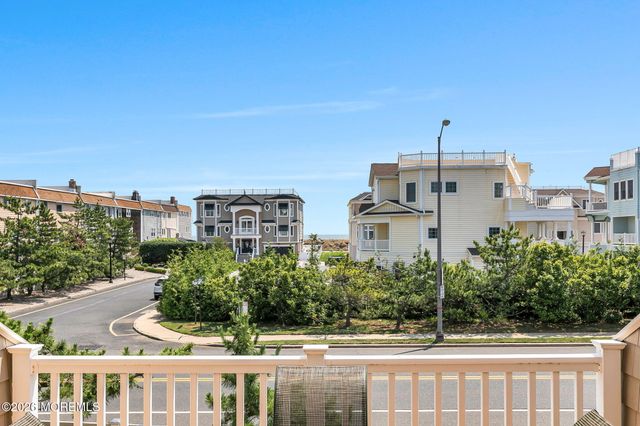 1266 Ocean Avenue 19, Sea Bright, NJ 07760