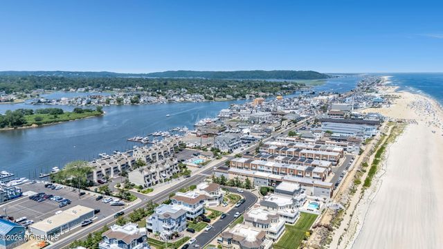1266 Ocean Avenue 19, Sea Bright, NJ 07760