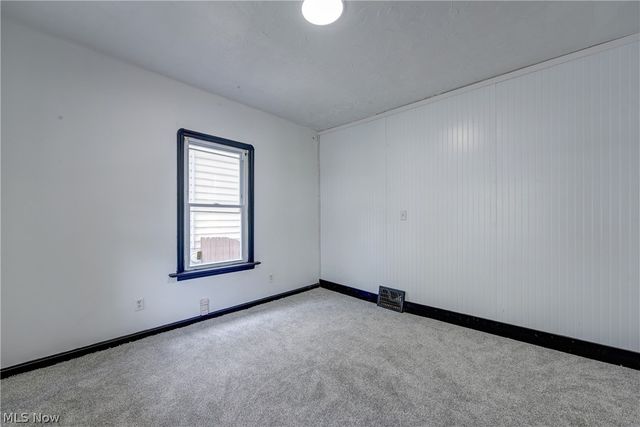 2718 Roanoke Avenue, Cleveland, OH 44109