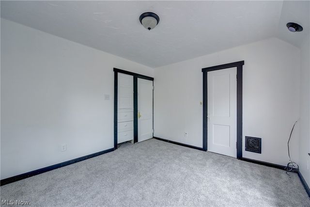 2718 Roanoke Avenue, Cleveland, OH 44109