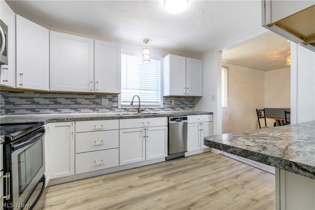 16100 Van Aken Boulevard 507, Shaker Heights, OH 44120