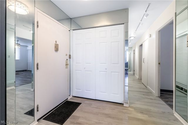 16100 Van Aken Boulevard 507, Shaker Heights, OH 44120