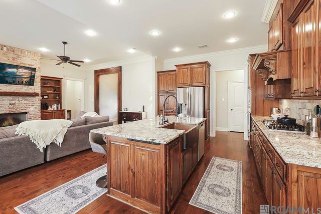 40410 Emmy Ave, Prairieville, LA 70769