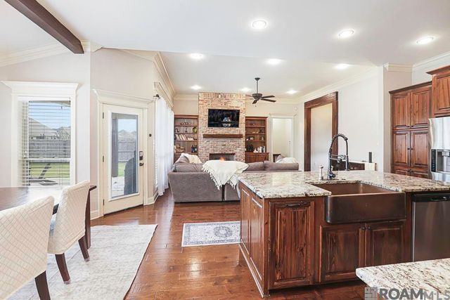 40410 Emmy Ave, Prairieville, LA 70769