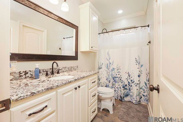 40410 Emmy Ave, Prairieville, LA 70769