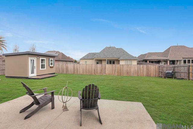 40410 Emmy Ave, Prairieville, LA 70769