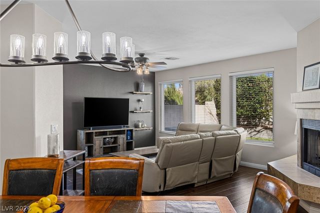 284 Seal Court, Henderson, NV 89074