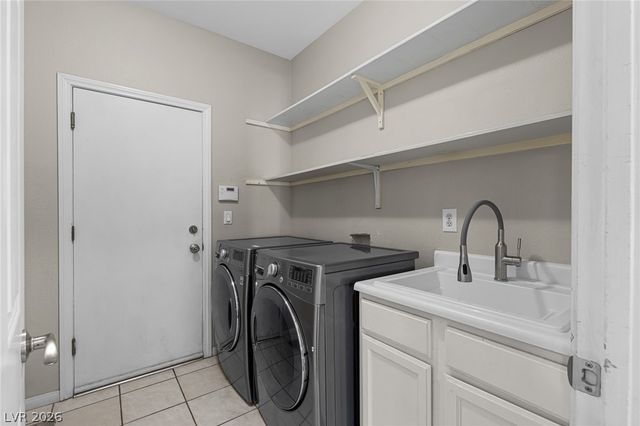 284 Seal Court, Henderson, NV 89074