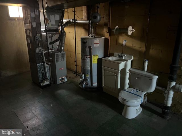 3536 MCSHANE WAY, Baltimore, MD 21222