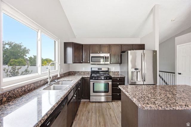 7487 W OLIVE BROOK DR, Magna, UT 84044