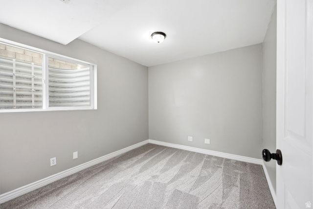 7487 W OLIVE BROOK DR, Magna, UT 84044