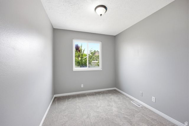 7487 W OLIVE BROOK DR, Magna, UT 84044