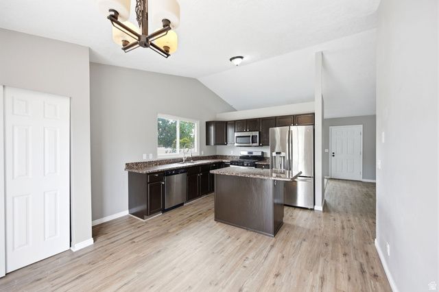 7487 W OLIVE BROOK DR, Magna, UT 84044