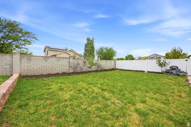 7487 W OLIVE BROOK DR, Magna, UT 84044