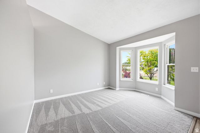 7487 W OLIVE BROOK DR, Magna, UT 84044