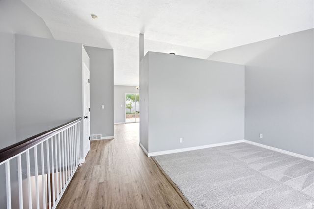 7487 W OLIVE BROOK DR, Magna, UT 84044