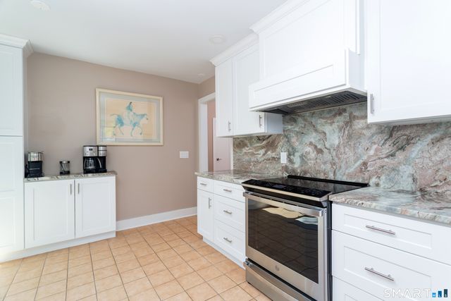 316 Lansdowne 316, Westport, CT 06880