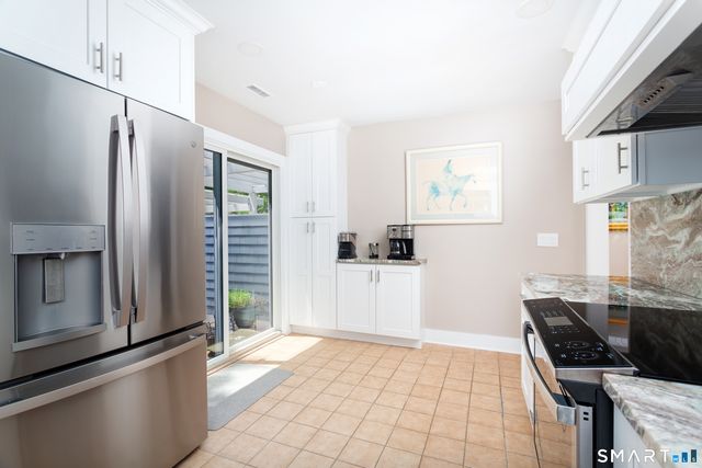 316 Lansdowne 316, Westport, CT 06880