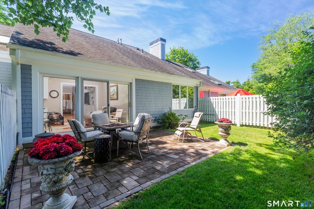 316 Lansdowne 316, Westport, CT 06880