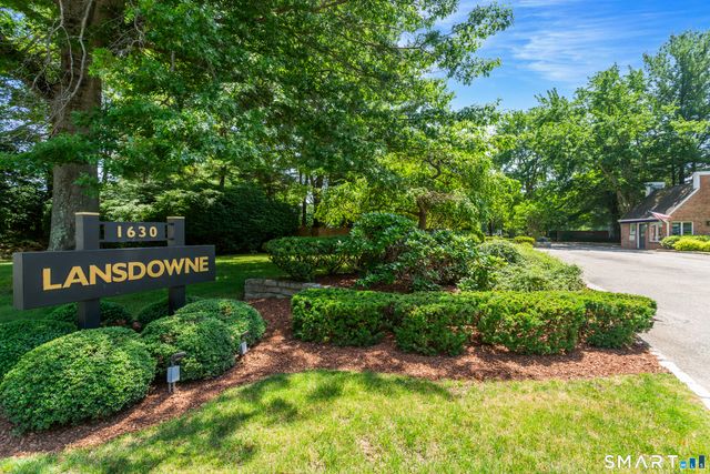 316 Lansdowne 316, Westport, CT 06880