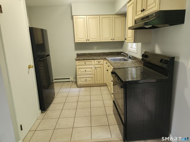 1 Knollwood Drive, Bethel, CT 06801