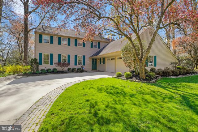 8 GLENPERTH LN, Cherry Hill, NJ 08003