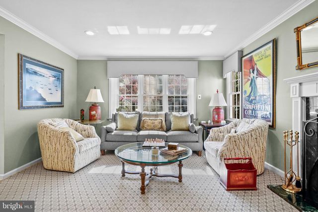 8 GLENPERTH LN, Cherry Hill, NJ 08003