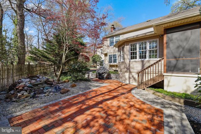 8 GLENPERTH LN, Cherry Hill, NJ 08003