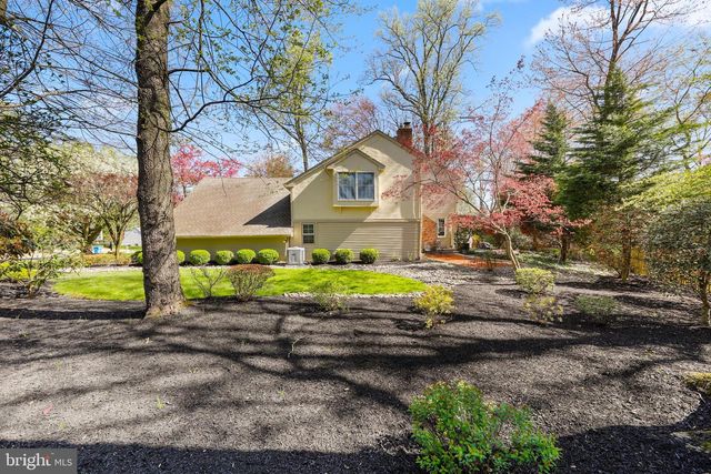 8 GLENPERTH LN, Cherry Hill, NJ 08003