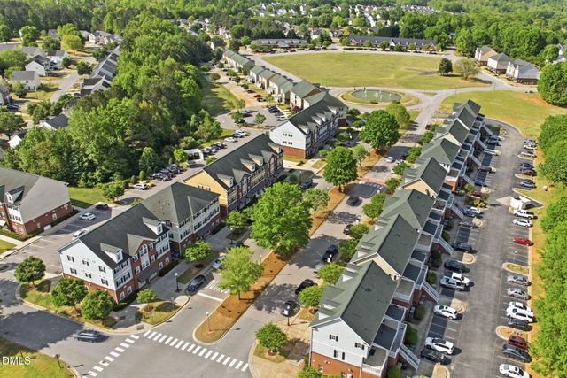 329 Chamberlain Drive, Clayton, NC 27527