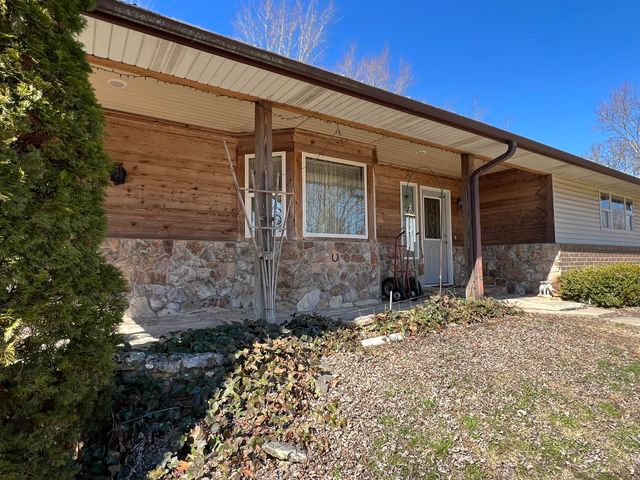 4531 Bado Road, Cabool, MO 65689