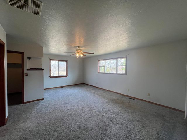 4531 Bado Road, Cabool, MO 65689