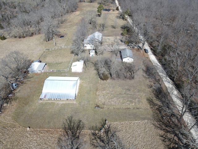 4531 Bado Road, Cabool, MO 65689